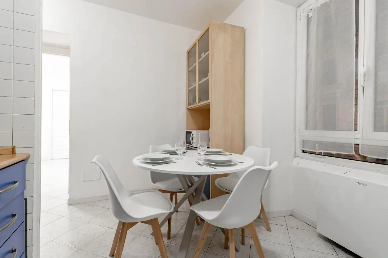 H11 M Town 119 Sanremo - Centro Apartment 0*,